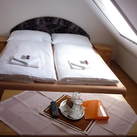 Penzion Romance Breclav Ngoại thất bức ảnh