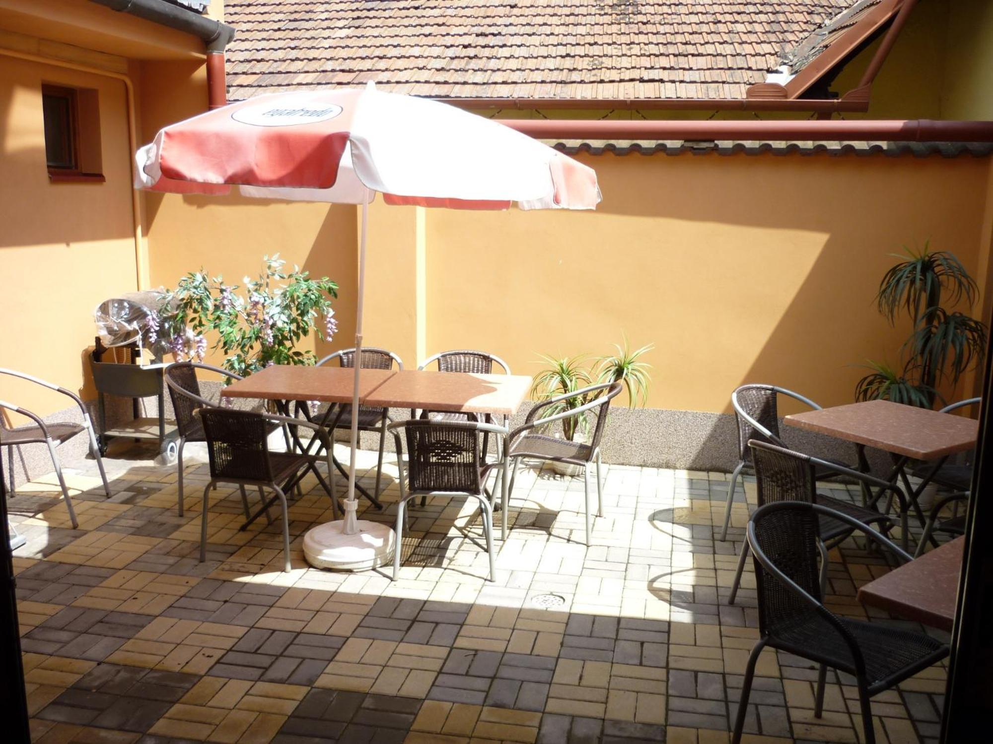 Penzion Romance Breclav Ngoại thất bức ảnh